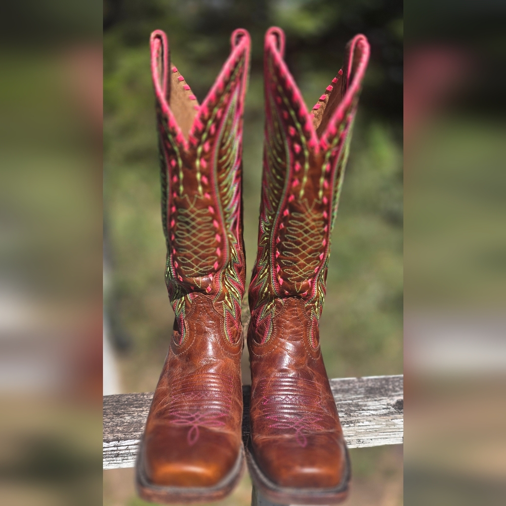Women's Ariat Derby Crackled Cafe Brown Limited Edition Cowgirl Boots